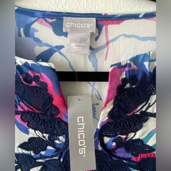 CHICO'S NWT Floral Split Neck Tunic Long Top Women's M Embroidered Boho Resort - Picture 6 of 14